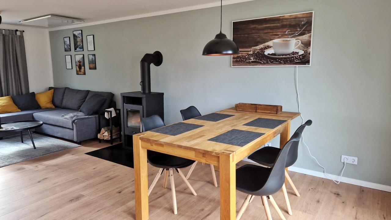 Ferienhaus Seeoase - 70Qm - Kamin -Terrassen - Parkplatz - Badestelle Fusslaeufig Joachimsthal Buitenkant foto