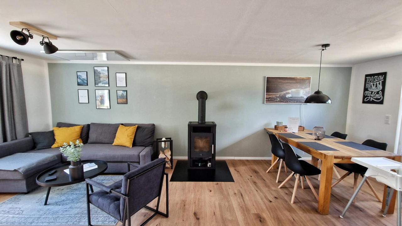 Ferienhaus Seeoase - 70Qm - Kamin -Terrassen - Parkplatz - Badestelle Fusslaeufig Joachimsthal Buitenkant foto
