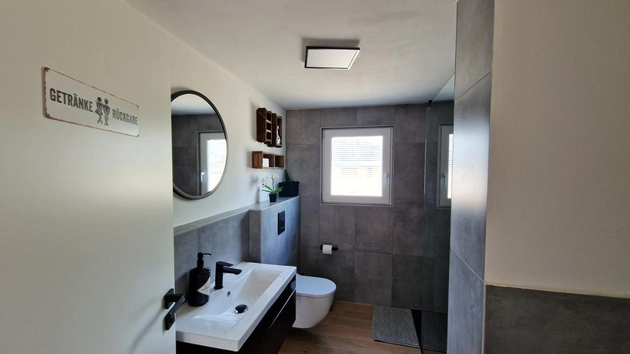 Ferienhaus Seeoase - 70Qm - Kamin -Terrassen - Parkplatz - Badestelle Fusslaeufig Joachimsthal Buitenkant foto